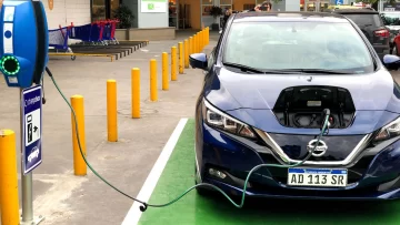 El Concejo debate cómo adaptar la ciudad al aumento de autos eléctricos El Concejo debate cómo adaptar la ciudad al aumento de autos eléctricos