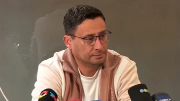 El padre de Agostina Vega dio una conferencia de prensa donde apuntó a posibles cómplices El padre de Agostina Vega dio una conferencia de prensa donde apuntó a posibles cómplices