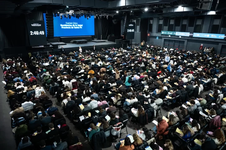 El Examen Único del sistema de Residencias en Salud se realizó con número récord de postulantes El Examen Único del sistema de Residencias en Salud se realizó con número récord de postulantes