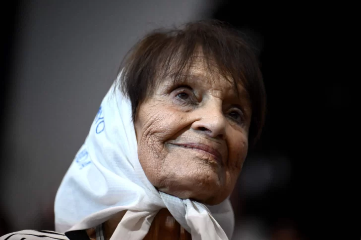 A los 95 años, murió Taty Almeida, presidenta de Madres de Plaza de Mayo Línea Fundadora A los 95 años, murió Taty Almeida, presidenta de Madres de Plaza de Mayo Línea Fundadora